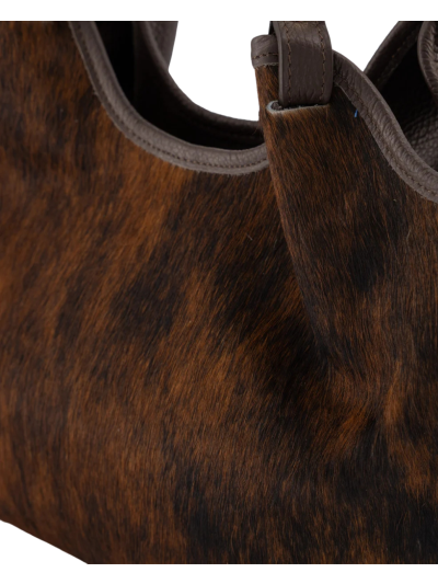 Handtas met koeienvacht