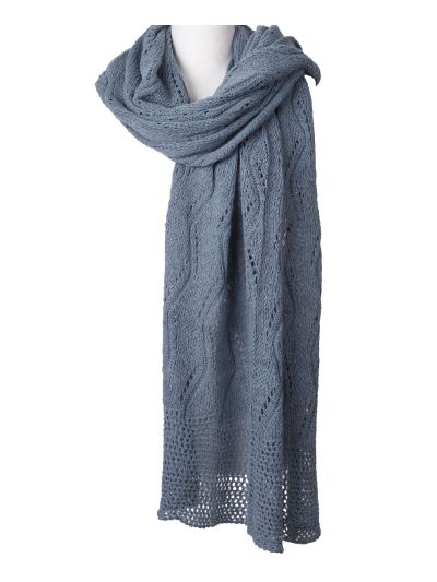 Claire gehaakte omslagdoek in denimblauw