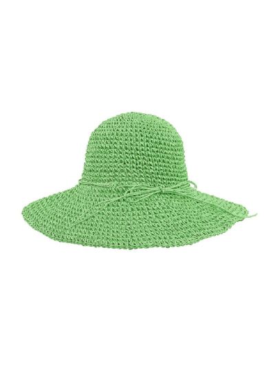 Gevlochten strohoedje in groen met strikje
