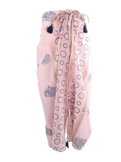 Lichtroze sarong met diverse prints