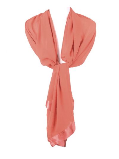 Crêpe voile stola in terra met satijnen rand