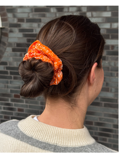 Bandana scrunchie
