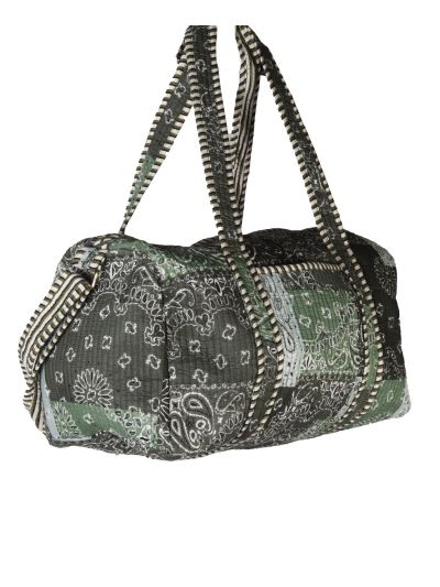 Gewatteerde weekend tas met bandana print