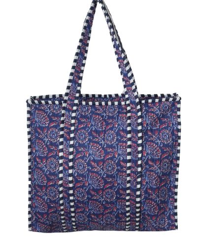 Gewatteerde shopper in donkerblauw met bloemetjes