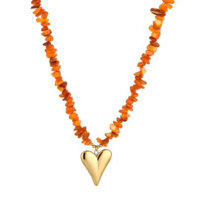 Kralenketting met koraalsteentjes met hart