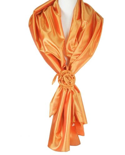 Oranje stola van taft met rozen corsage 