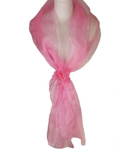 Zuurstokroze organza stola met corsage 