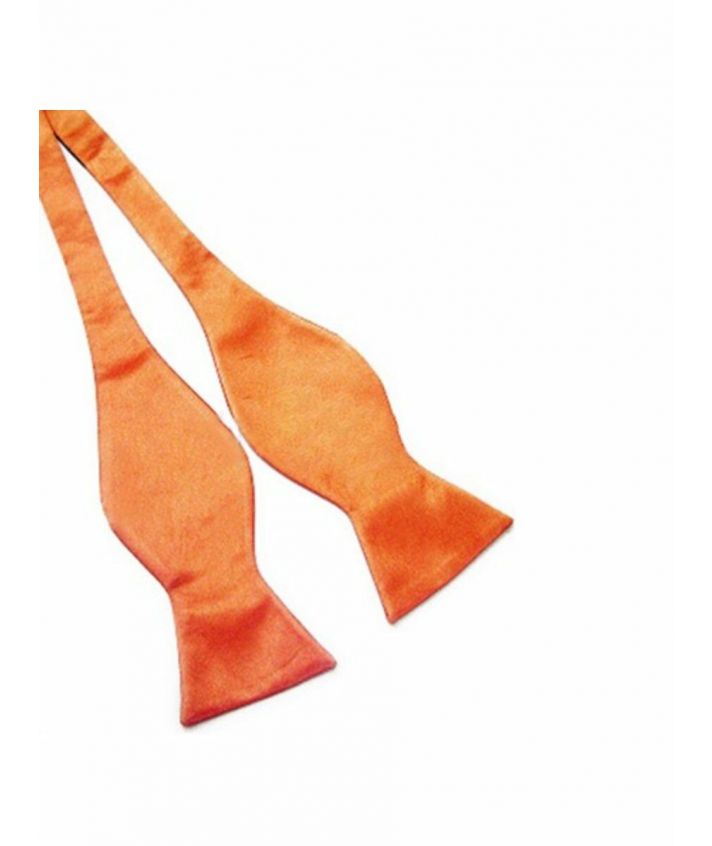 Oranje satijnen zelfstrikker vlinderdas