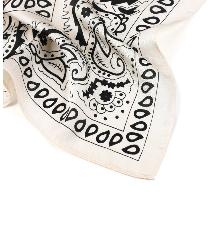 Vierkant satijn sjaaltje met bandana print