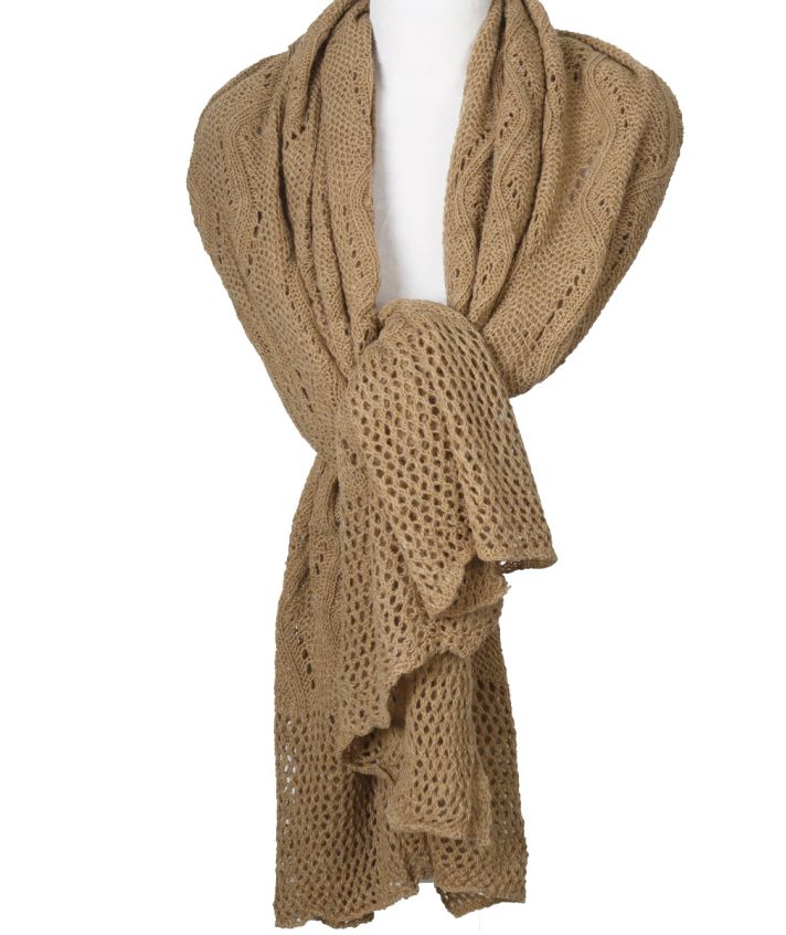 Claire gehaakte omslagdoek in camel