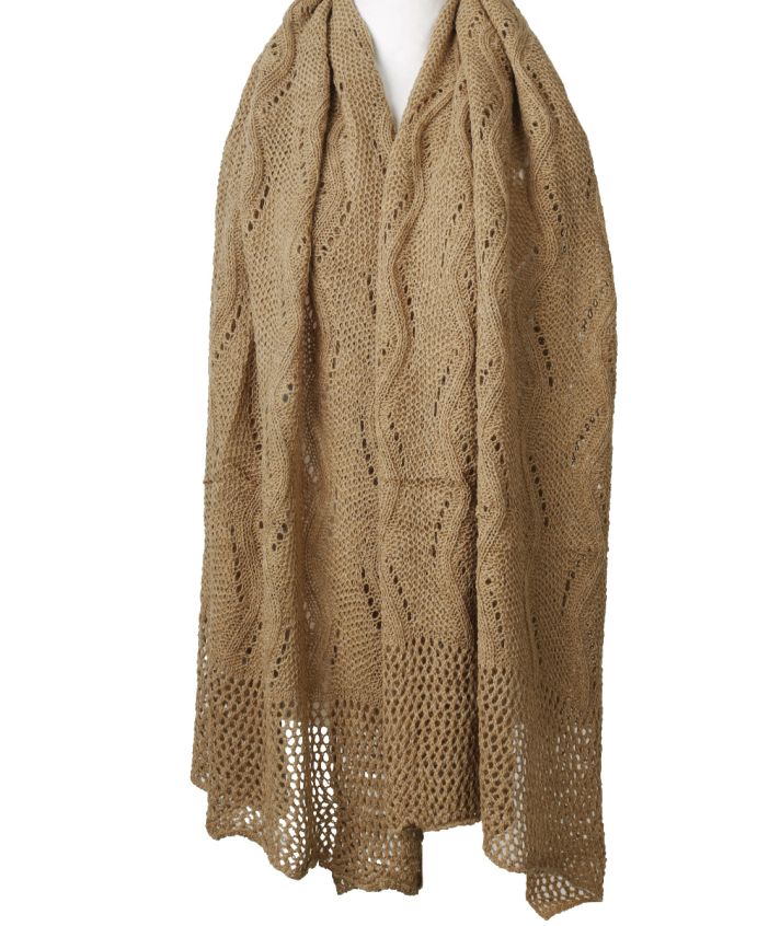 Claire gehaakte omslagdoek in camel