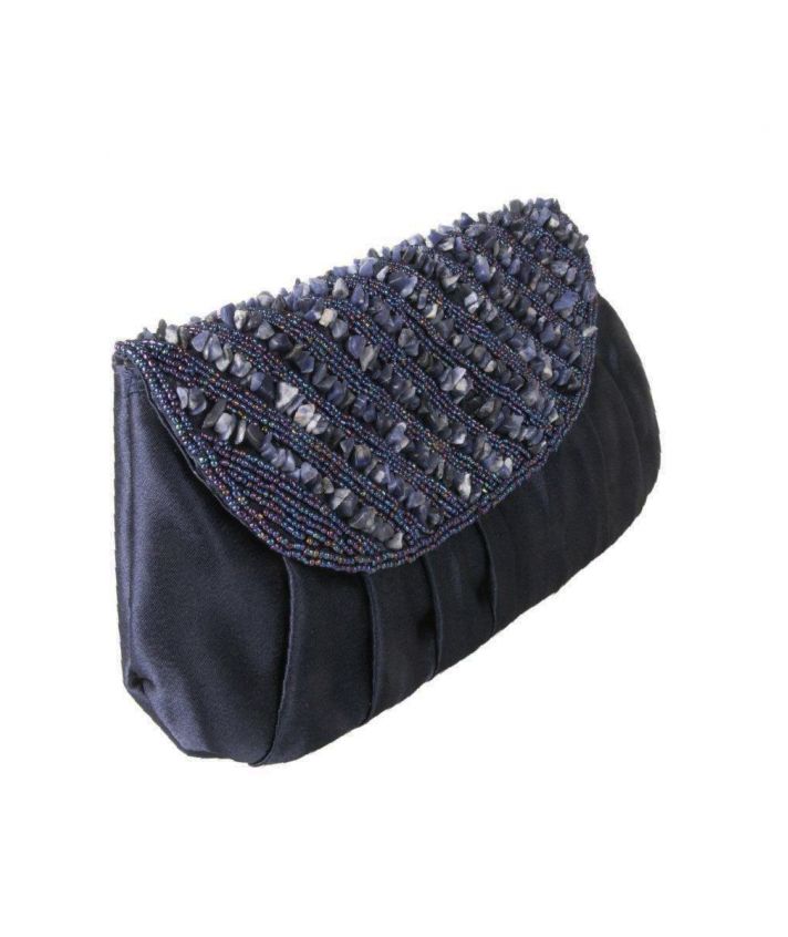 Donkerblauw avondtasje afgezet met steentjes
