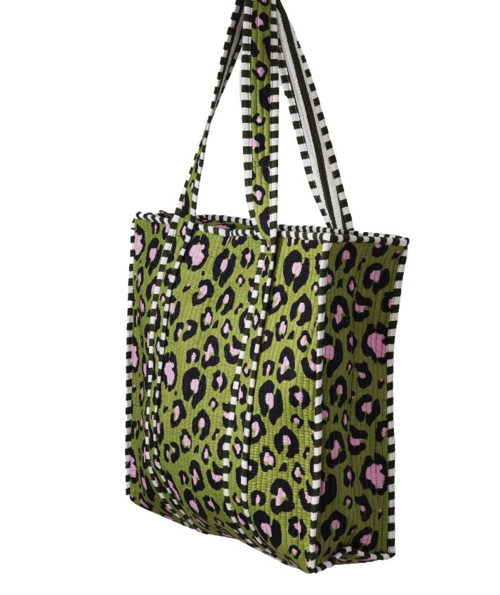 Gewatteerde schoudertas/shopper in groen met luipaardprint