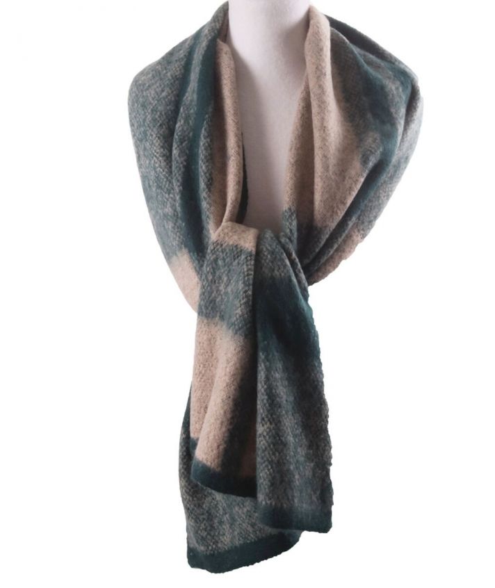 Zachte XL-sjaal met geweven ruiten in groen