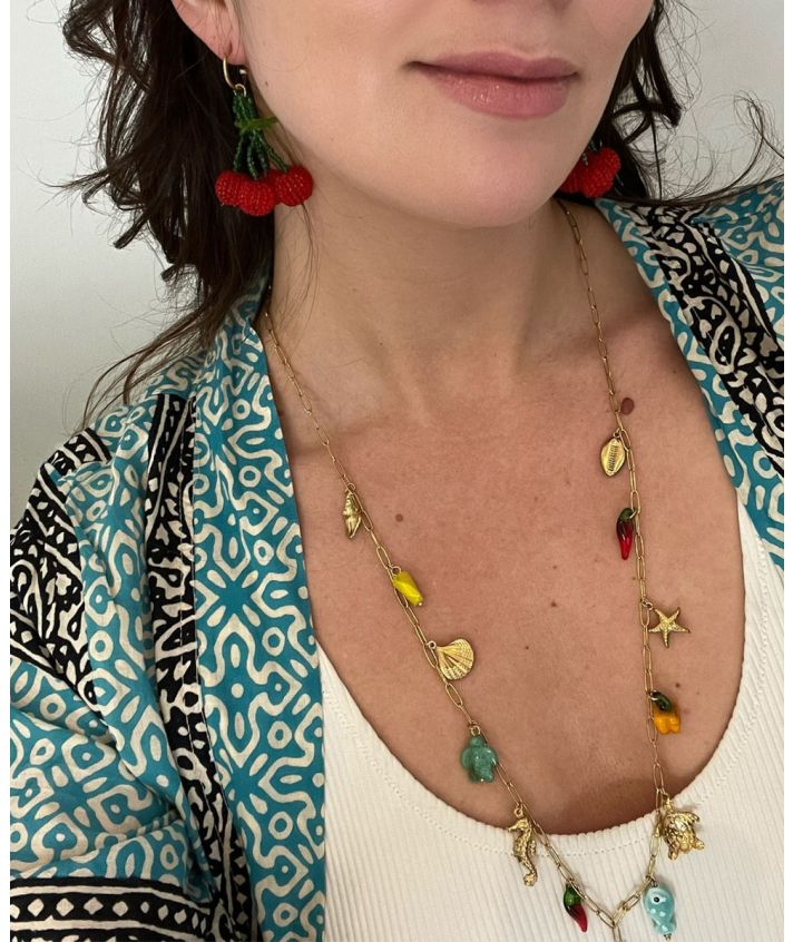 Lange ketting met diverse bedels
