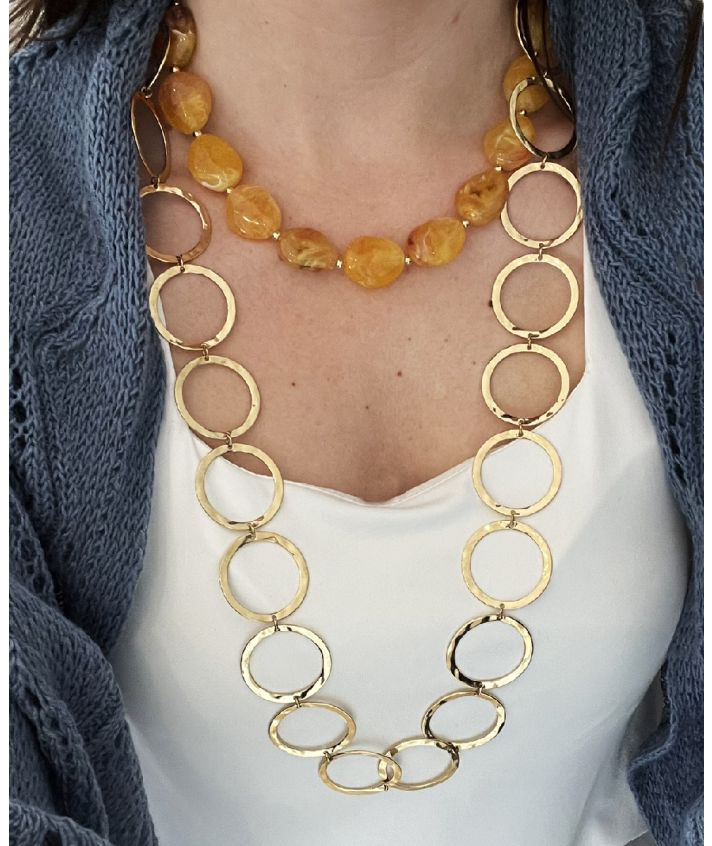 Tess kralenketting met natuursteenlook in warmgeel