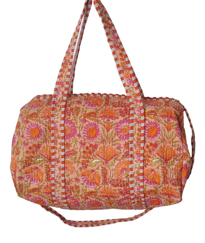 Gewatteerde weekend tas in oranje bloemenprint