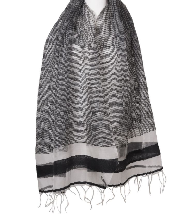 Organza zijde-blend stola in zwart en wit
