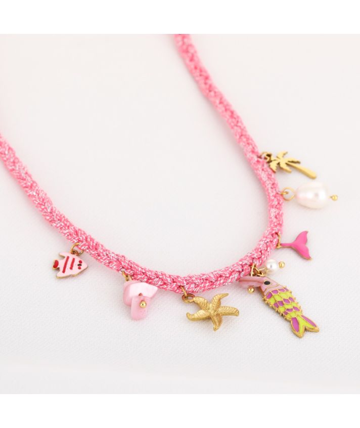 Roze touwketting met tropische bedels