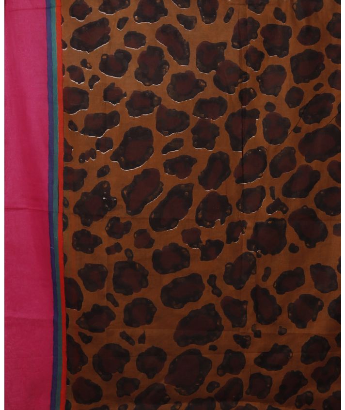 Sarong met luipaardprint en hardroze