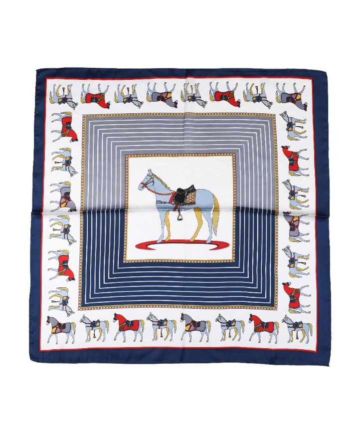 Vierkant satijnen sjaaltje met paardenprint