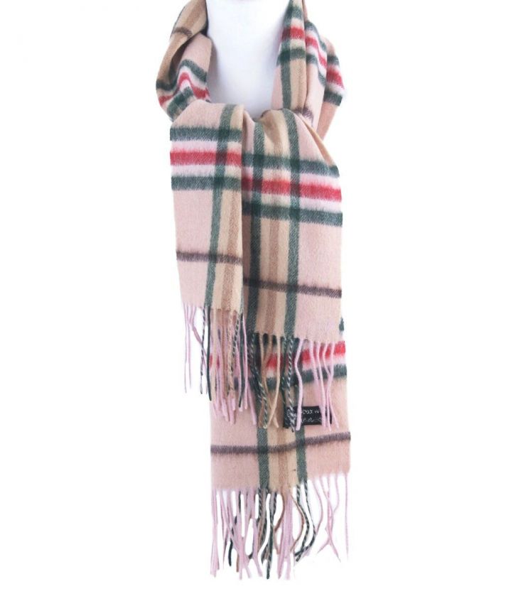 Wollen roze-beige sjaal met ruiten