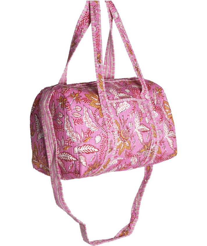 Gewatteerde weekend tas in roze met bloemenprint