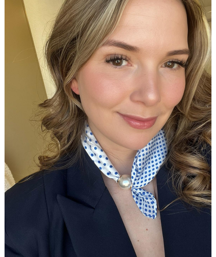 Polkadot sjaaltje met parel sluiting 
