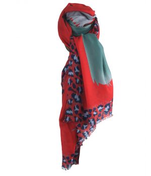Rode sjaal met panterprint en grafisch design
