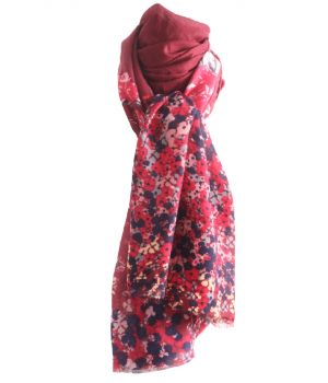 Donkerrode sjaal met bloemenprint